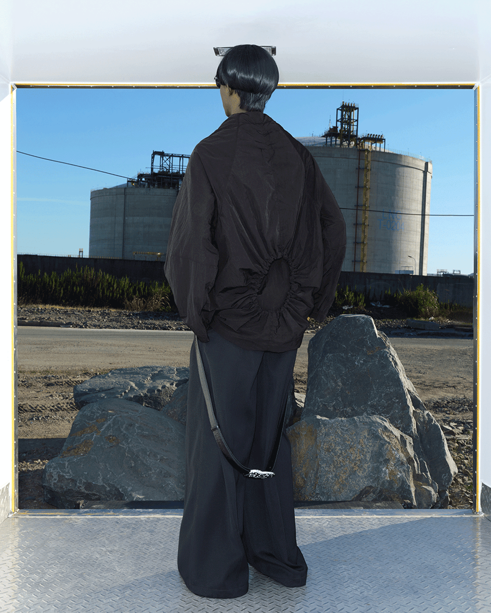 トップス nutemperor tops NUTEMPEROR / ナットエンペラー - NYLON TOP (BLACK) | RADD LOUNGE