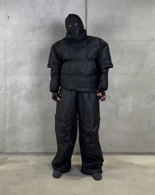 QUILTED PULLOVER (BLACK)