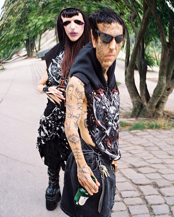 SKULL NO SLEEVE HOODIE 2 (BLACK) RADD LOUNGE LIMITED
