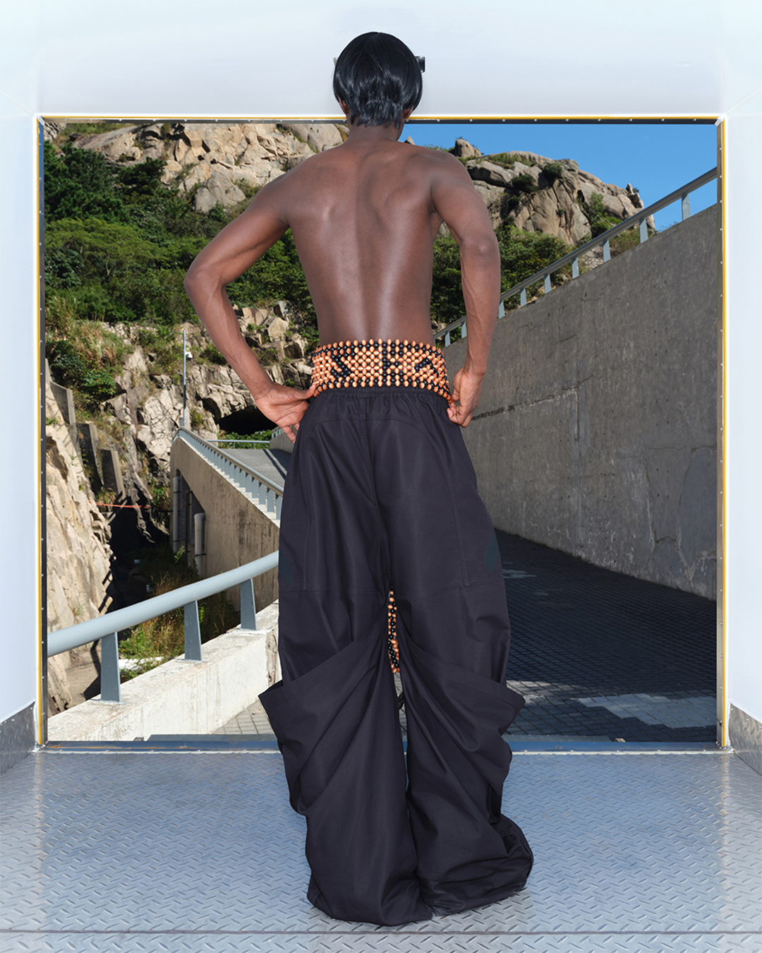 NUTEMPEROR / ナットエンペラー - OVERSIZED SQUARE PANTS (BLACK NUTEMPEROR / ナットエンペラー - OVERSIZED SQUARE PANTS (BLACK