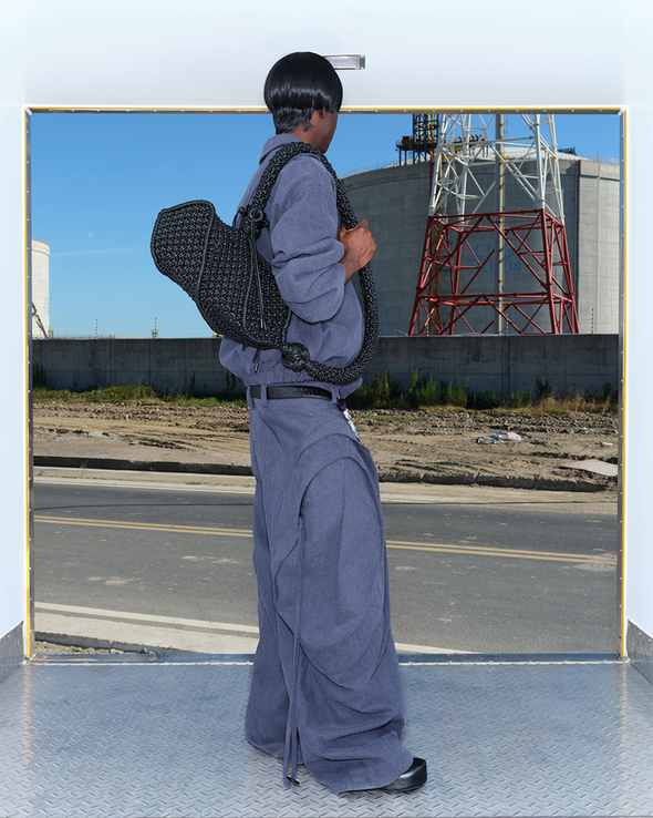 PU LEATHER TORUS BAG (BLACK)