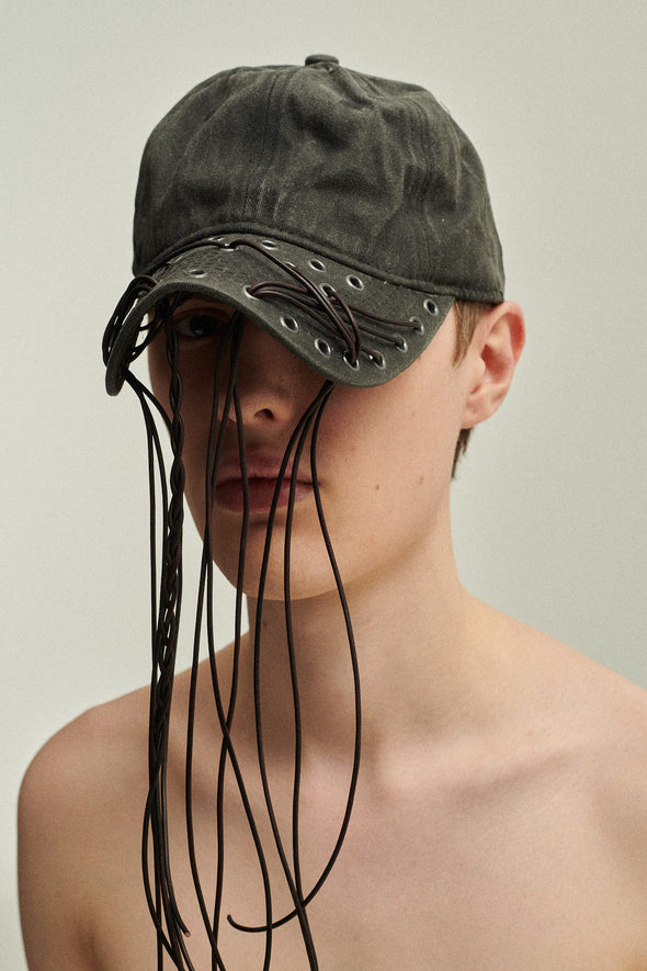 STRING CAP (DARK GREY)