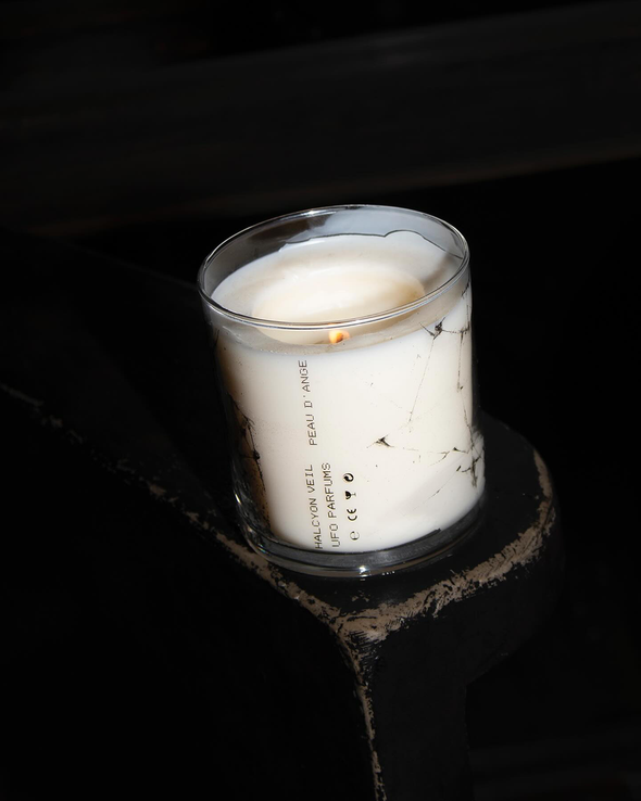 HV x UFO PARFUMS ‘PEAU D’ANGE’ CANDLE (N/A)