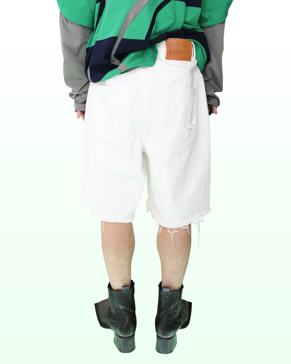 OVERSIZED DENIM SHORTS (WHITE) RADD LOUNGE 限定