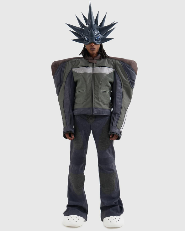 THORN HELMET (BLACK)