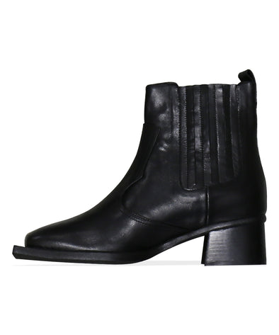 SQUARE TOE ANKLE BOOTS (BLACK LEATHER)